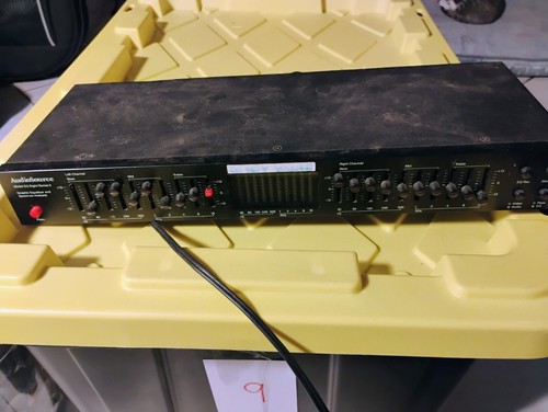Audiosource model eight - model,
