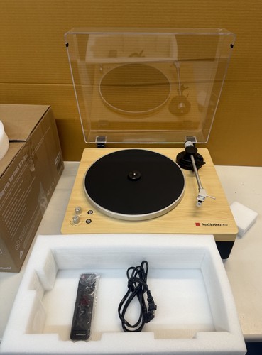 Audiosource turntable 120w - w/,